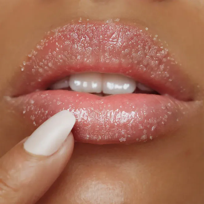 Hovedbilde NCLA Beauty Mini Toasted Marshmallow Lip Scrub + Balm Duo Gavesett