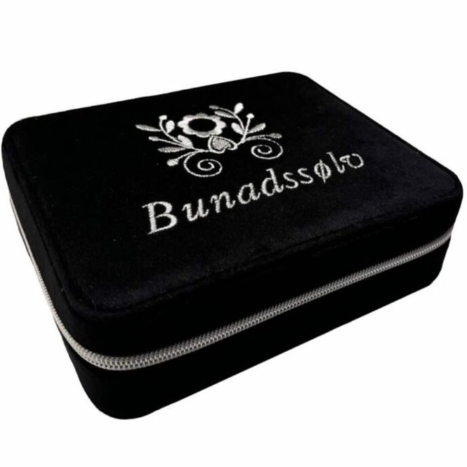 Hovedbilde MW Smykkeskrin Bunadssølv